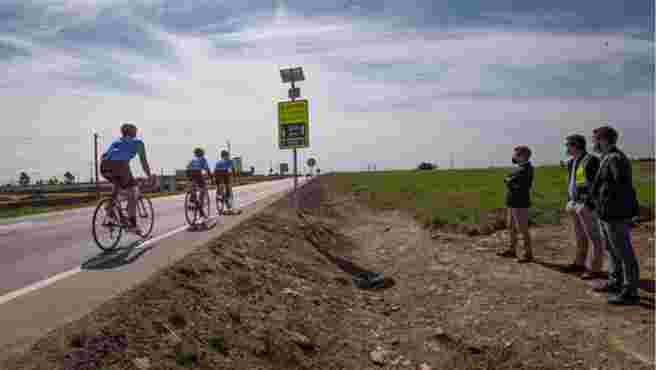 Diseñan un carril bici virtual con sistema de sensores para reducir los accidentes de los ciclistas