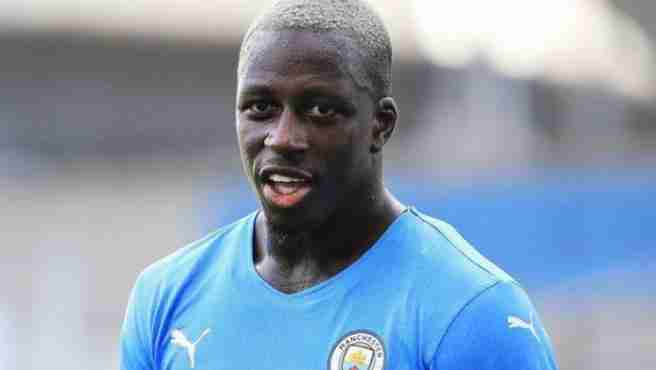 El Manchester City retira a Benjamin Mendy de su página web por sus cargos de violación y abuso sexual